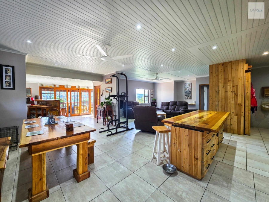4 Bedroom Property for Sale in Cintsa East Eastern Cape